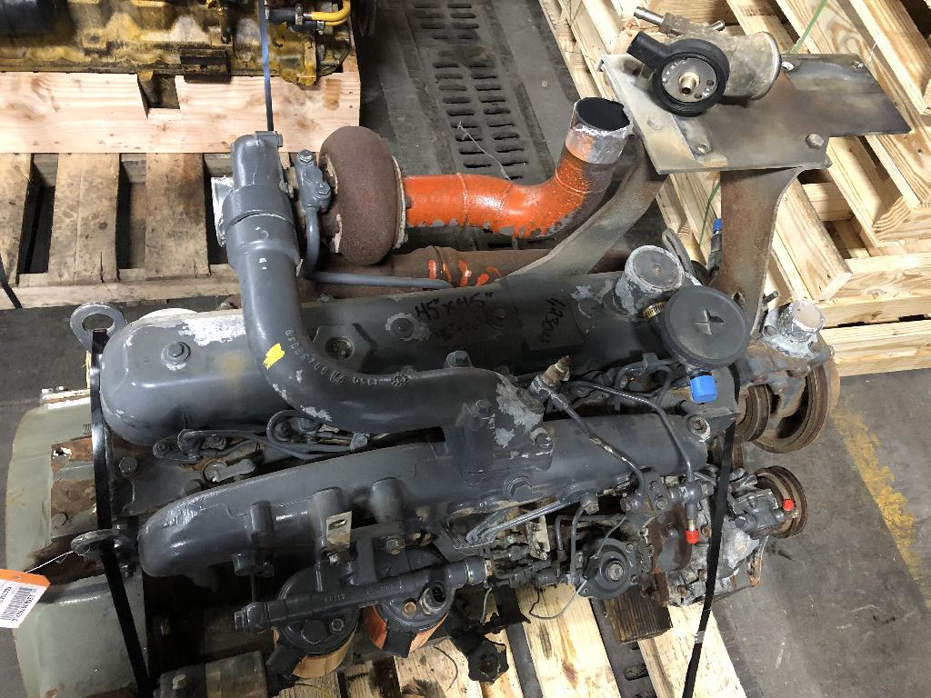 New Holland 668TA/M2 6.7L Running Engine